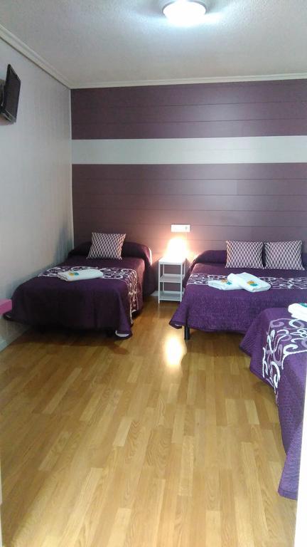 Hostal Escala Luna Salamanca Luaran gambar