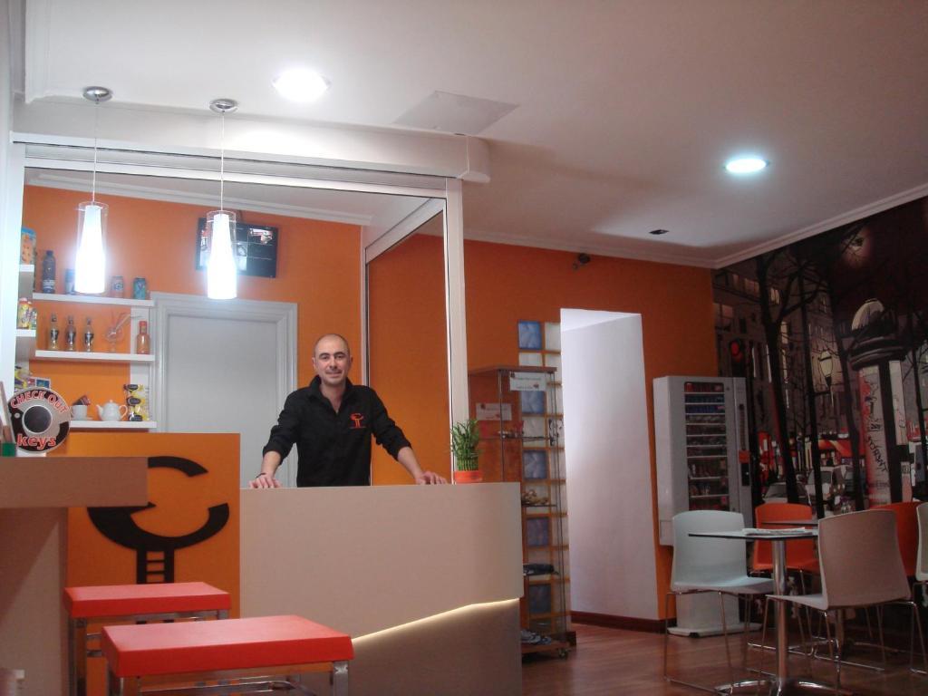 Hostal Escala Luna Salamanca Luaran gambar