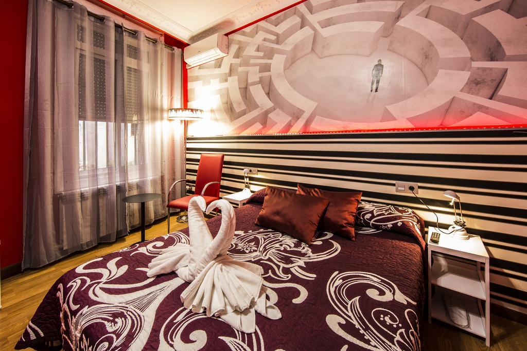 Hostal Escala Luna Salamanca Luaran gambar