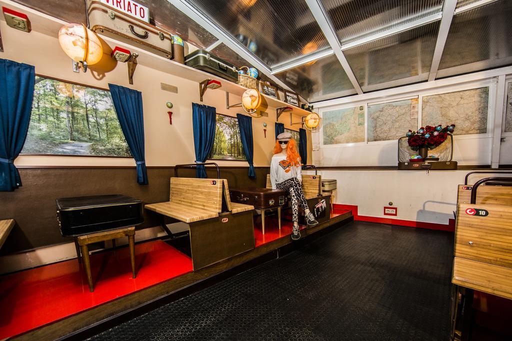 Hostal Escala Luna Salamanca Luaran gambar