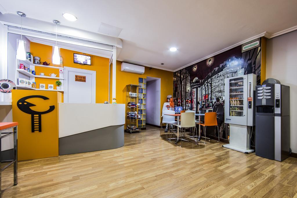 Hostal Escala Luna Salamanca Luaran gambar